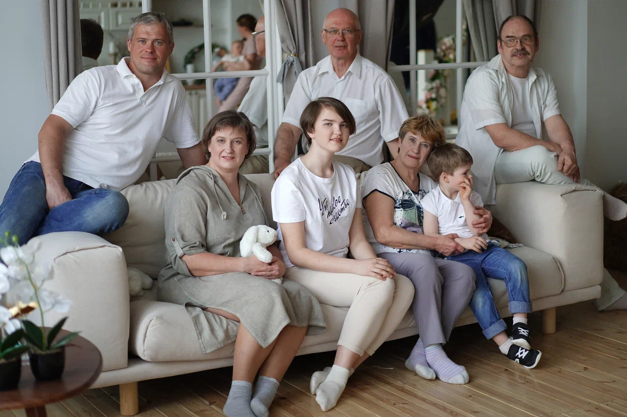 Семья Лизы. Студийный и портретный фотограф в САНКТ-ПЕТЕРБУРГЕИрина Махаон