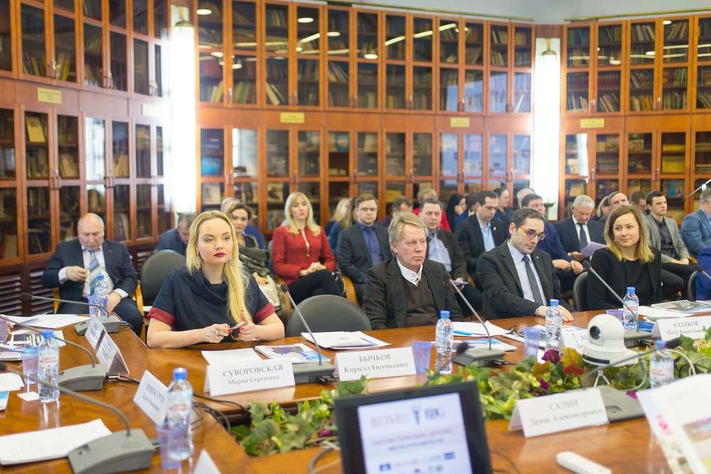 Репортажная съемка для бизнес-конференций и форумов | Снимки, которые фиксируют каждую деталь