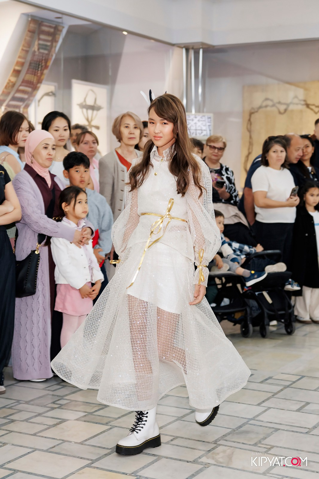 JUNIOR MODELS SHOW. ПЕРФОМАНС НОЧЬ В МУЗЕЕ. КИПЯТКОМ АЛМАТЫ! Фотосъемка мероприятий в Алматы