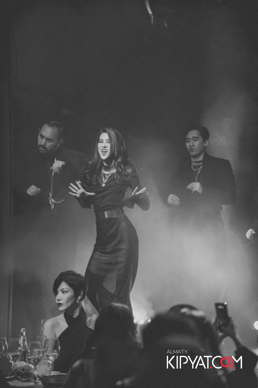 QUEEN. КИПЯТКОМ АЛМАТЫ!