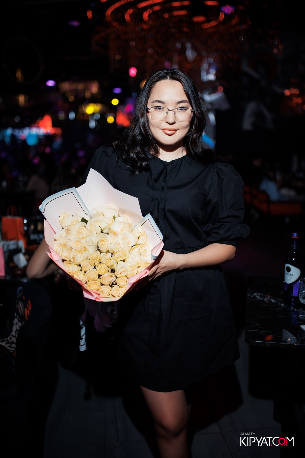 FRIENDS BAR & TERRACE. КИПЯТКОМ АЛМАТЫ!