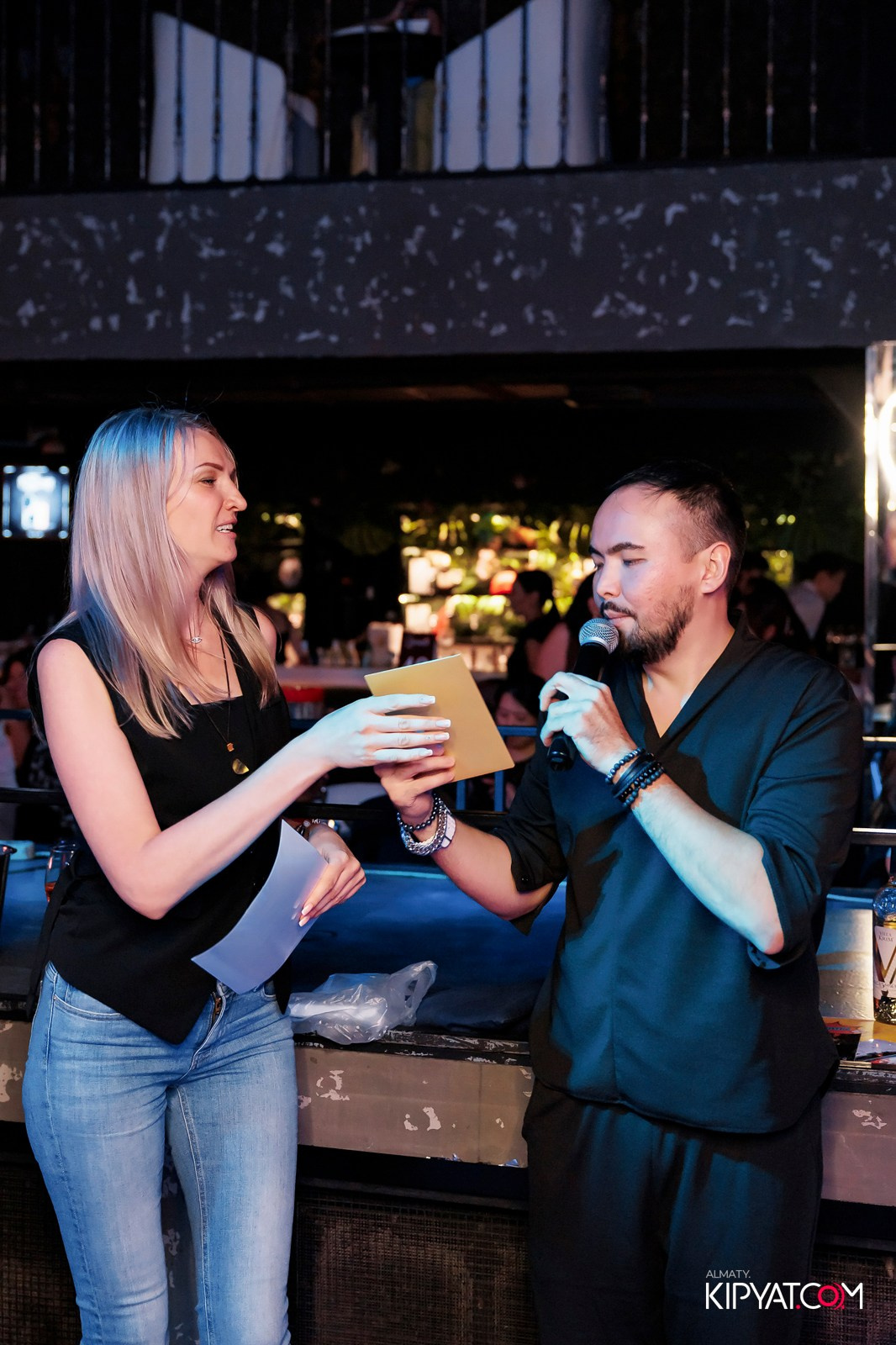 МУЗЫКАЛЬНОЕ ЛОТО В HIT RETRO. КИПЯТКОМ АЛМАТЫ!