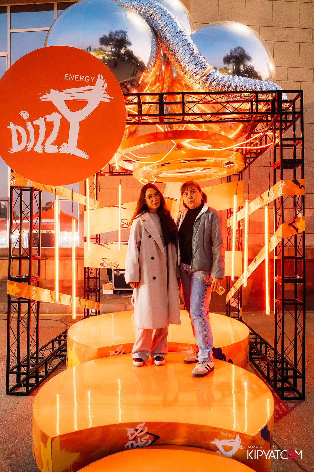 КОНЦЕРТ МИРАСА ЖУГУНУСОВА НА ЦЕНТРАЛЬНОМ СТАДИОНЕ. КИПЯТКОМ АЛМАТЫ!