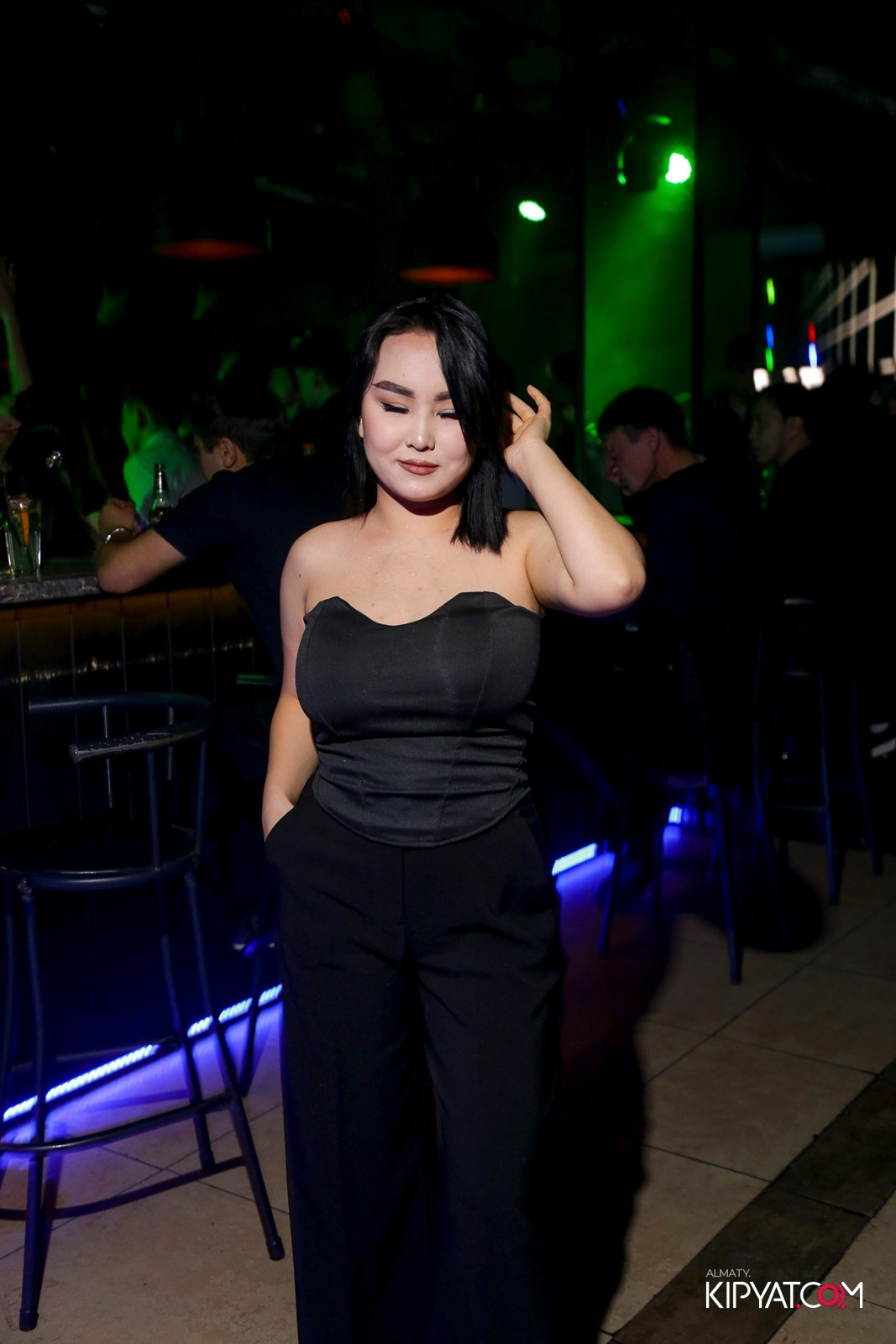 ARAGOSTA ДИСКО-БАР. КИПЯТКОМ АЛМАТЫ!