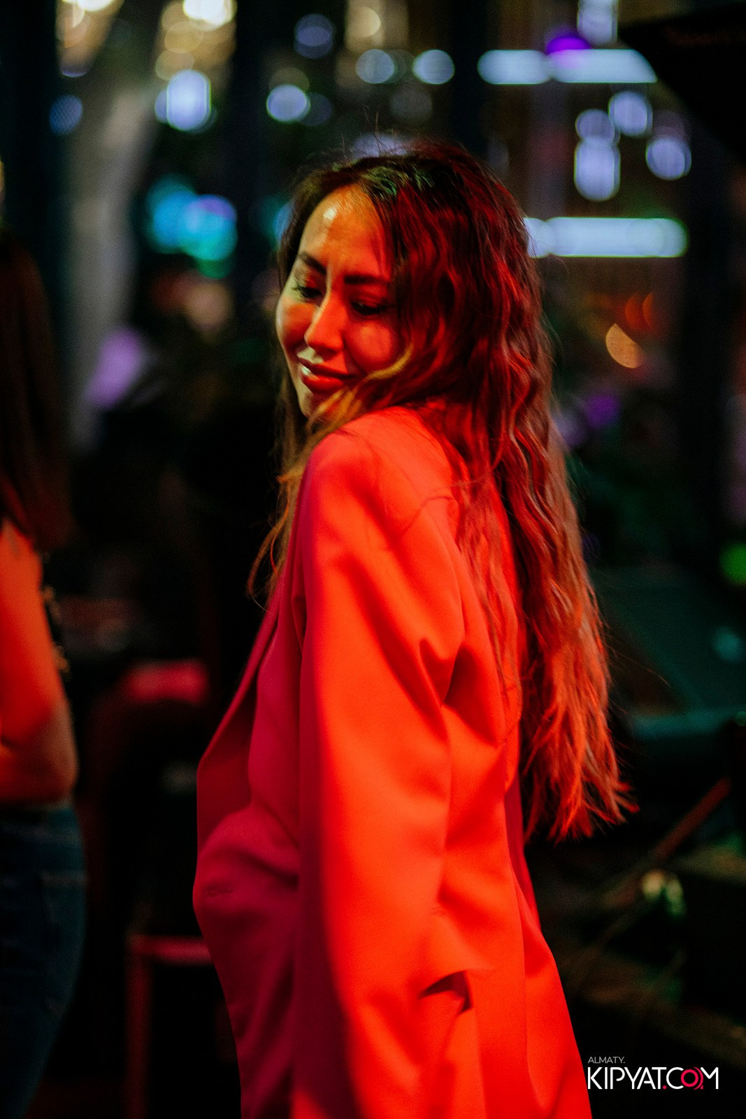 FRIENDS BAR & TERRACE. КИПЯТКОМ АЛМАТЫ!