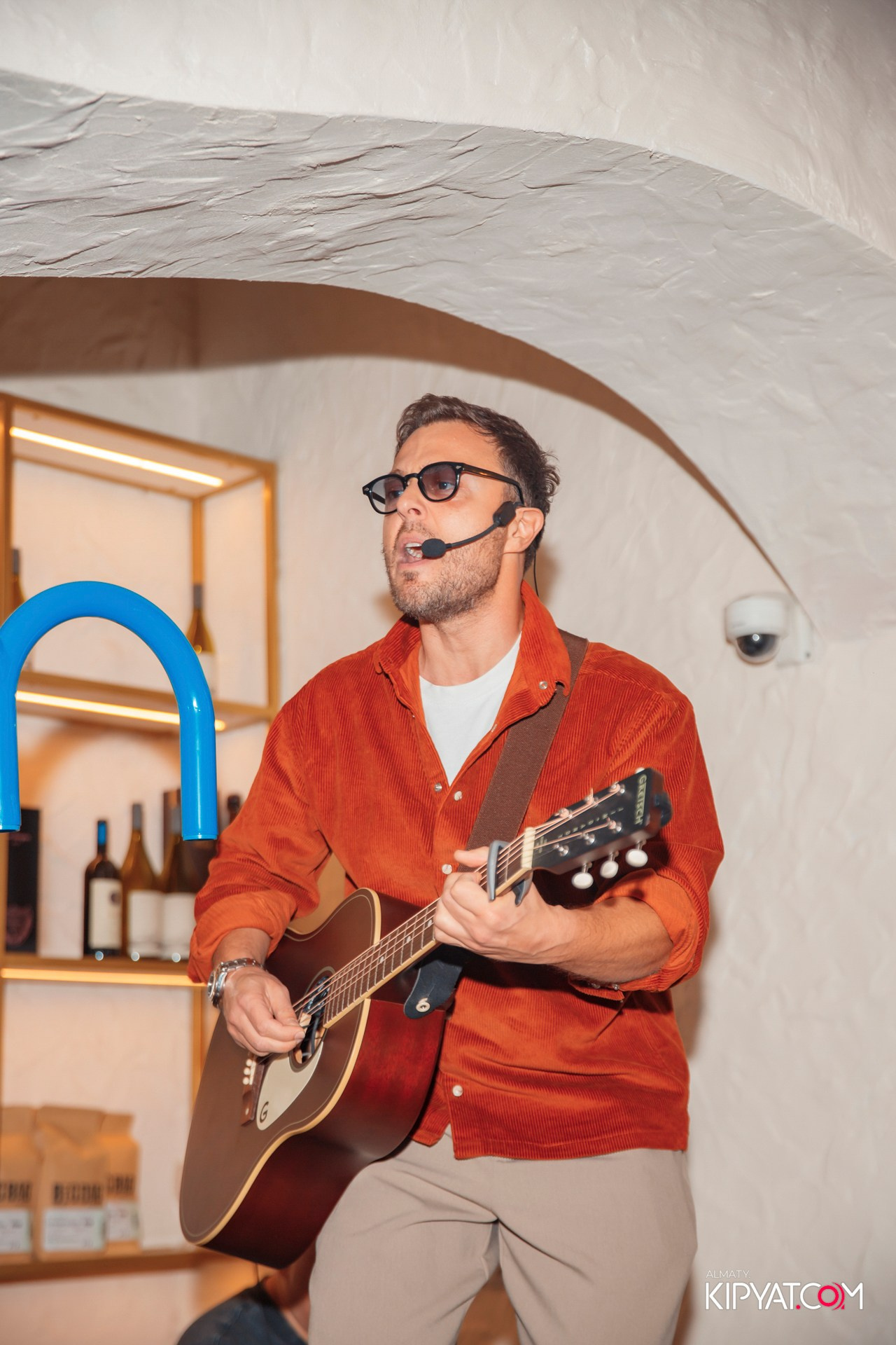 AIZA NEO BISTRO ABILAY KHAN. КИПЯТКОМ АЛМАТЫ! Фотосъемка мероприятий в Алматы