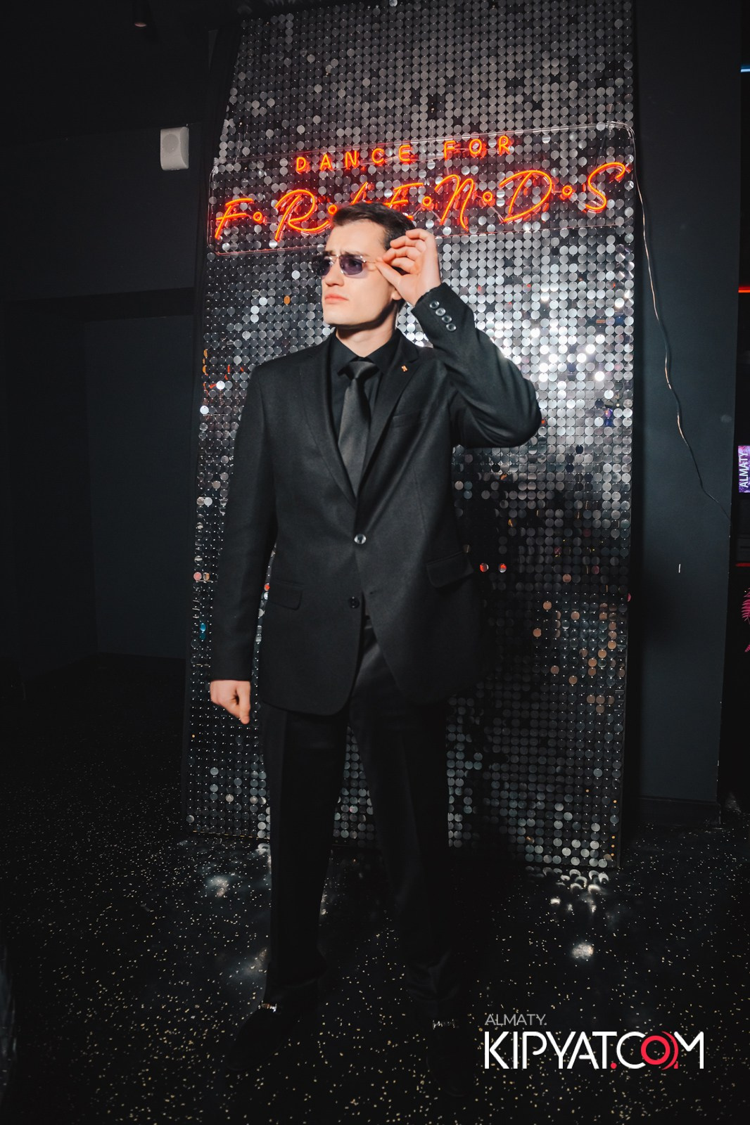 SANTA BARBARA — SPECIAL QUEST МИТЯ ФОМИН. КИПЯТКОМ АЛМАТЫ!