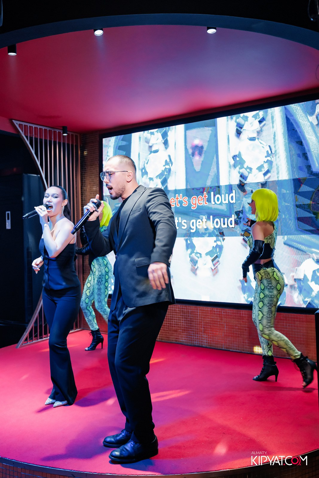 ЗАЯ, НА БИС. КИПЯТКОМ АЛМАТЫ!