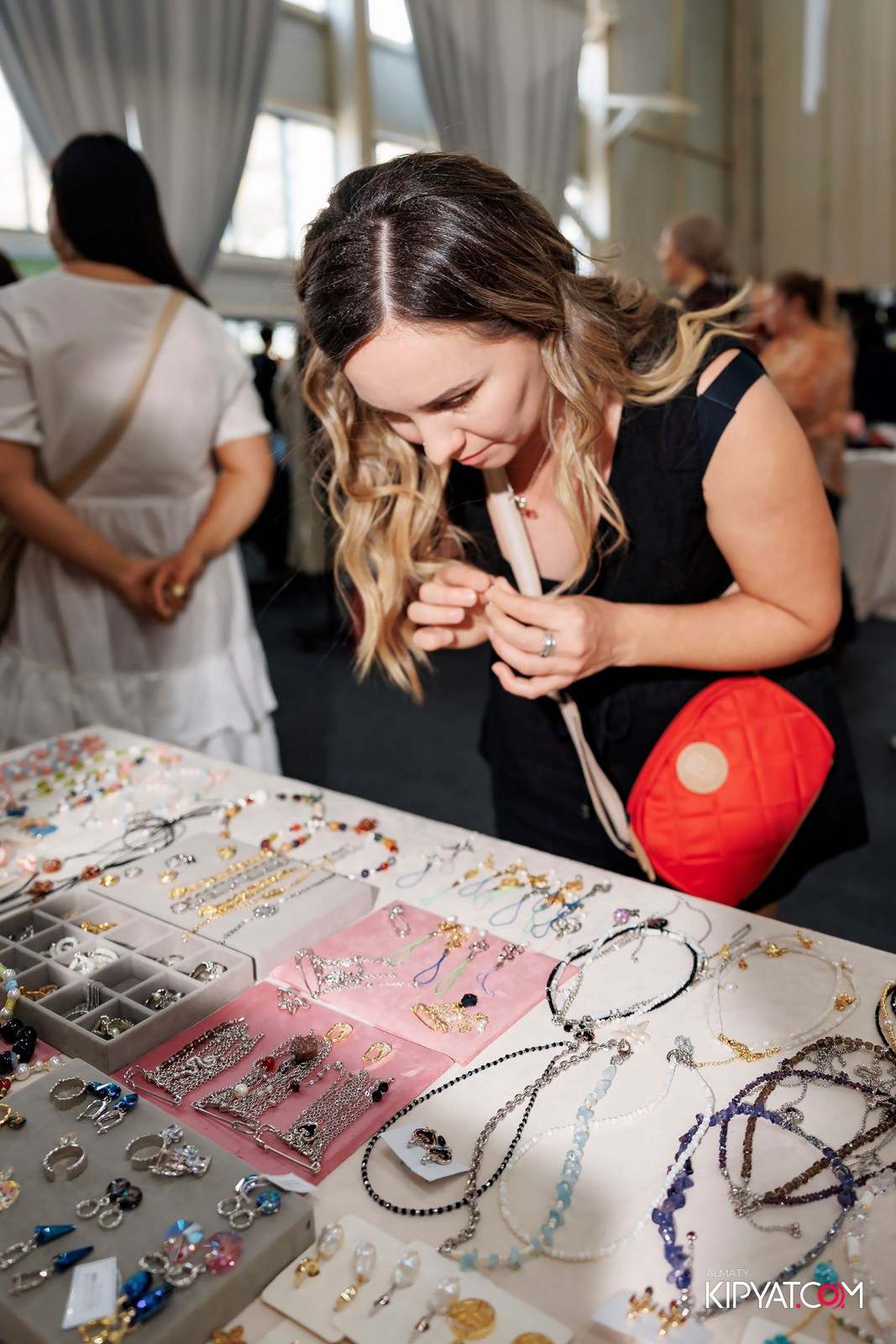 ETHNO POP-UP STORE: SABANTOI В SADU ARENA. КИПЯТКОМ АЛМАТЫ!