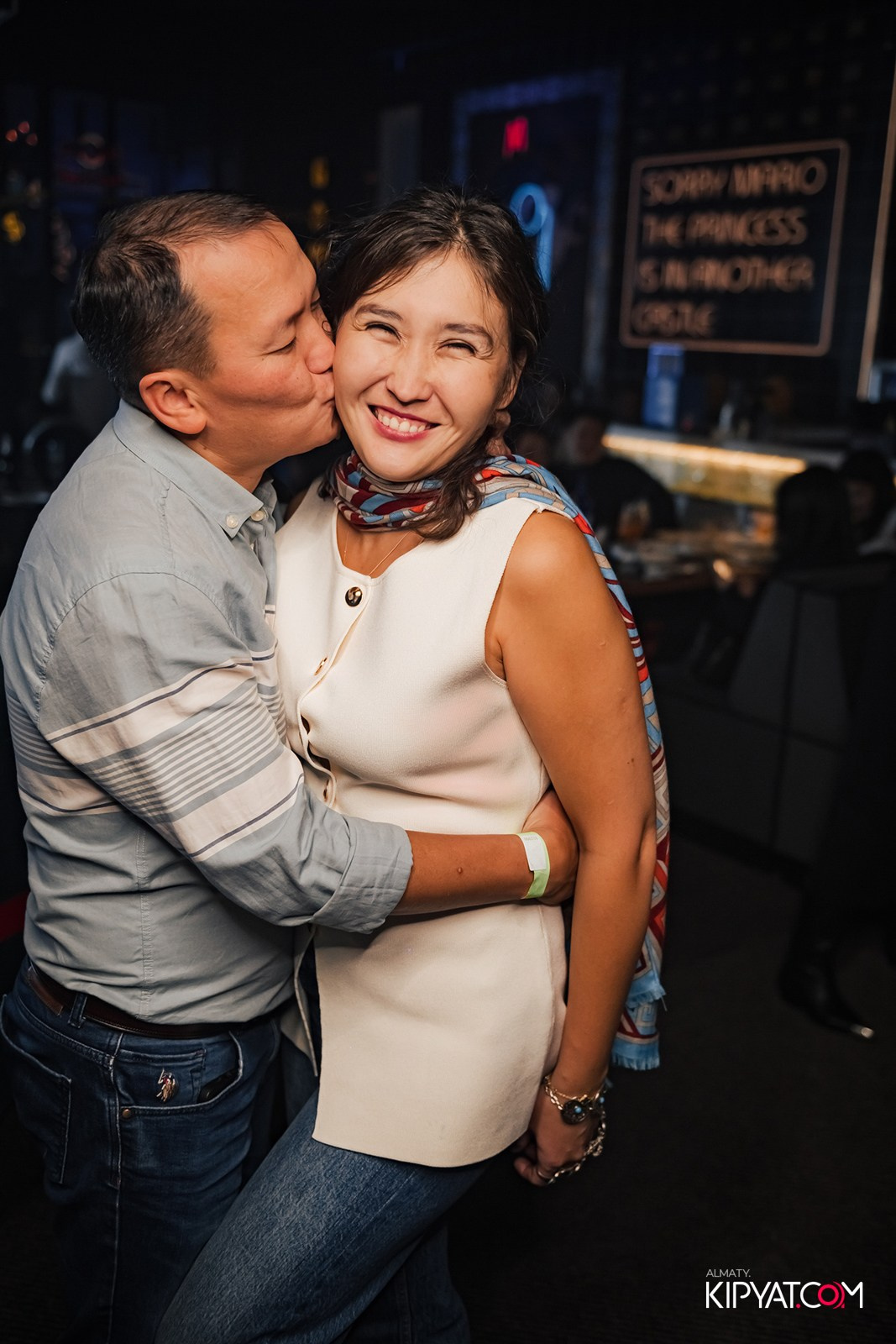 CLUB SHOW BY ИРИНА КАЙРАТОВНА В SANTA BARBARA CLUB. КИПЯТКОМ АЛМАТЫ!