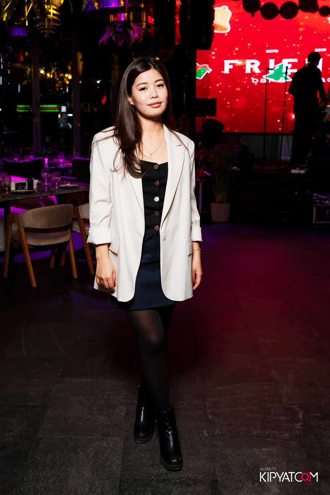 FRIENDS BAR & TERRACE. КИПЯТКОМ АЛМАТЫ! Фотосъемка мероприятий в Алматы