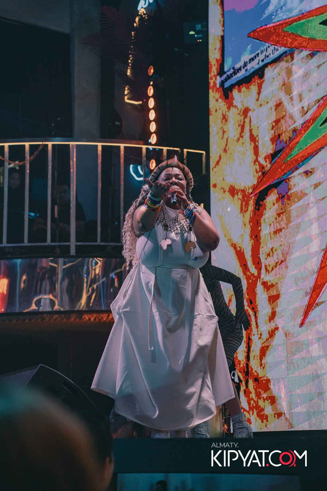 SANTA BARBARA — ВЫСТУПЛЕНИЕ LIZWI. КИПЯТКОМ АЛМАТЫ!