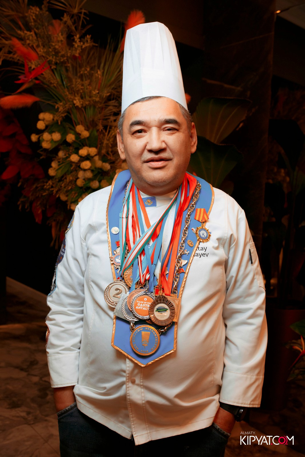 БАР ПАНАЕХАЛИ НА ДОСТЫК. КИПЯТКОМ АЛМАТЫ! Фотосъемка мероприятий в Алматы