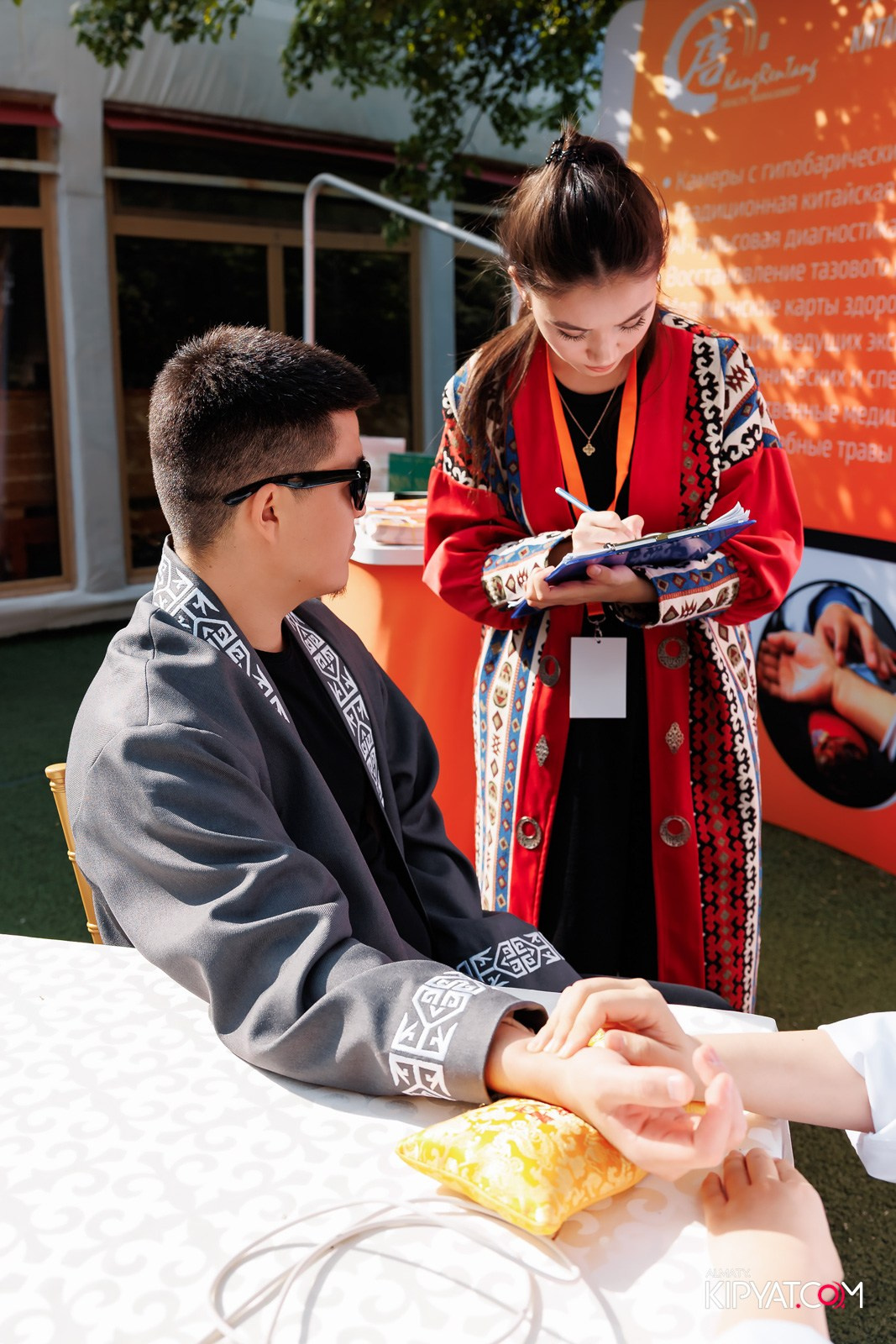 KANG REN TANG. КИПЯТКОМ АЛМАТЫ!