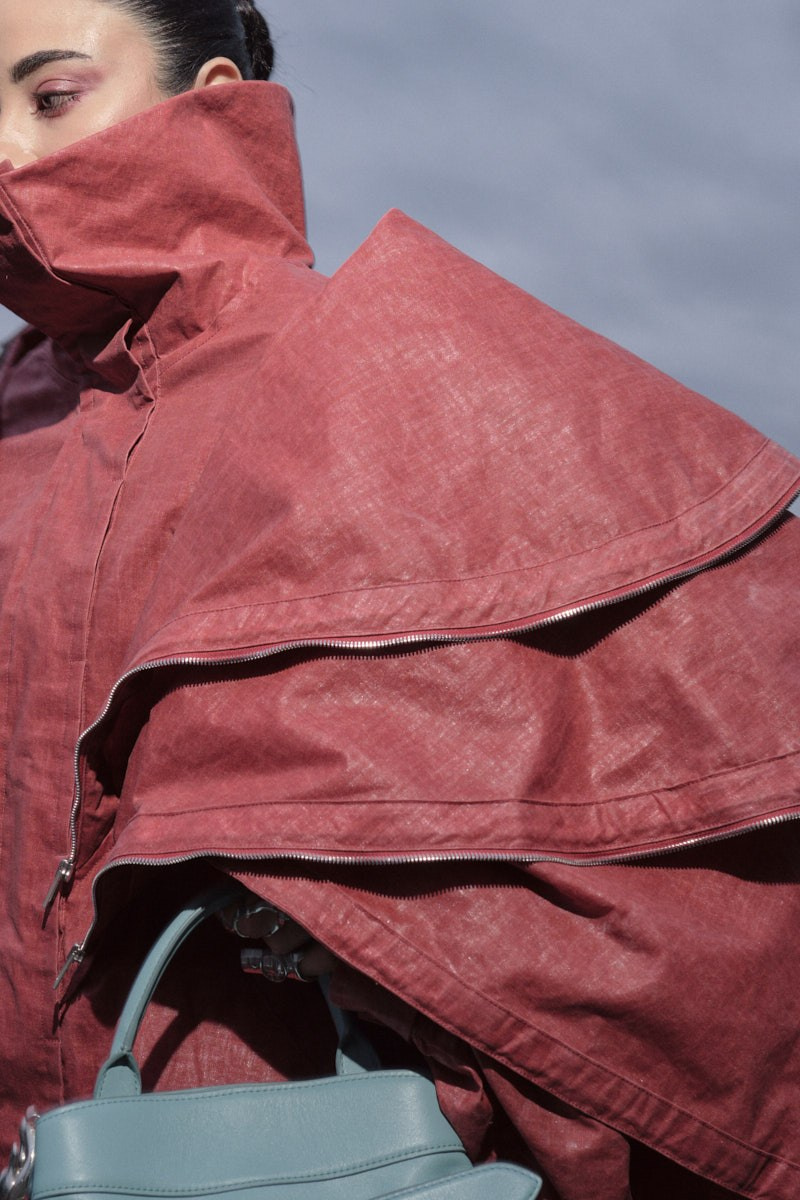 Showside. Eduard Savosin | Documentary & Portrait Photographer in Paris