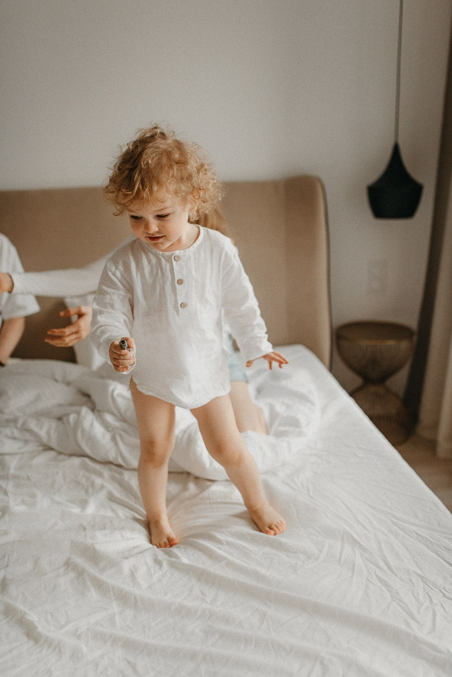 Костя, Яна, Кристина, Леон | дома