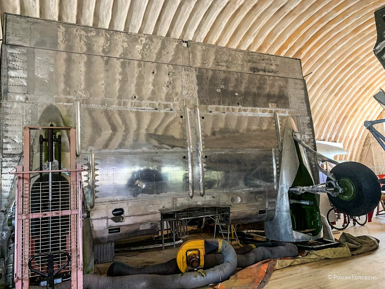 Перегон Cessna-206 из Москвы в Нерюнгри (2023г). Фотоальбом показывающий увлекательный мир авиации и мир медведей Андрея Иванова