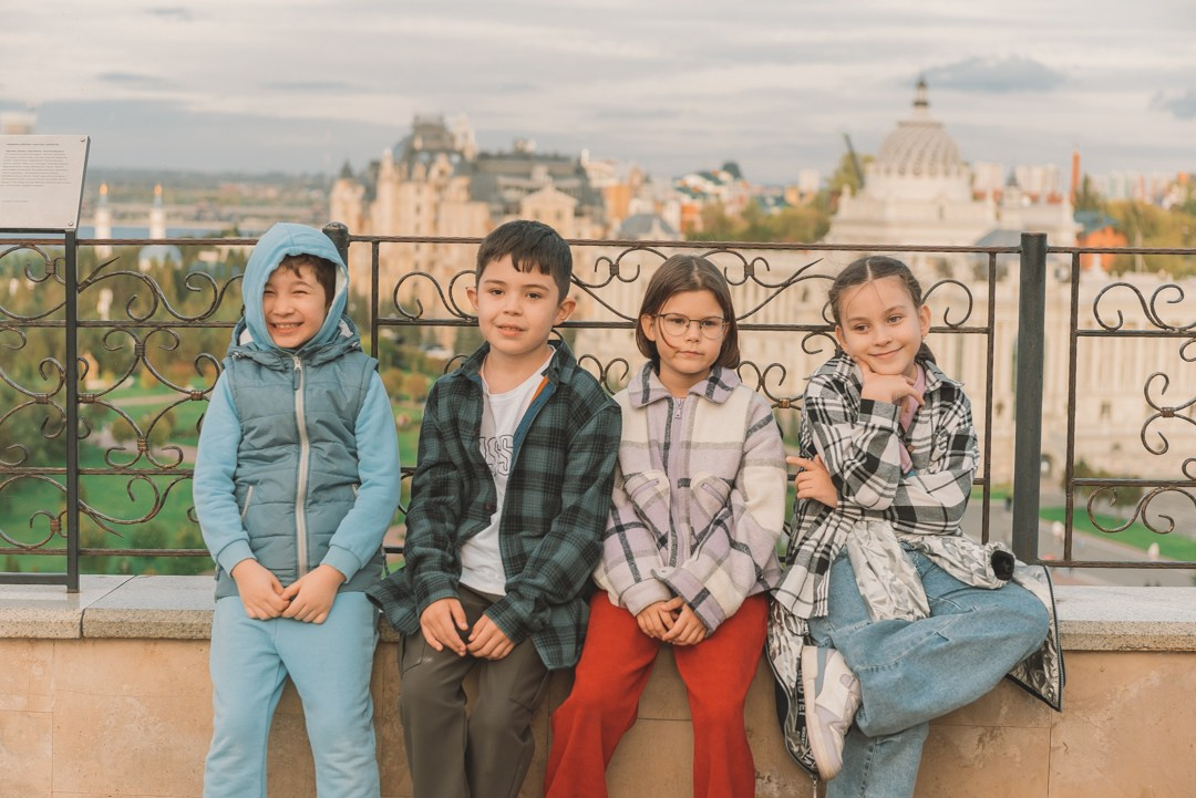 Фотопрогулка одноклассников. 2 класс