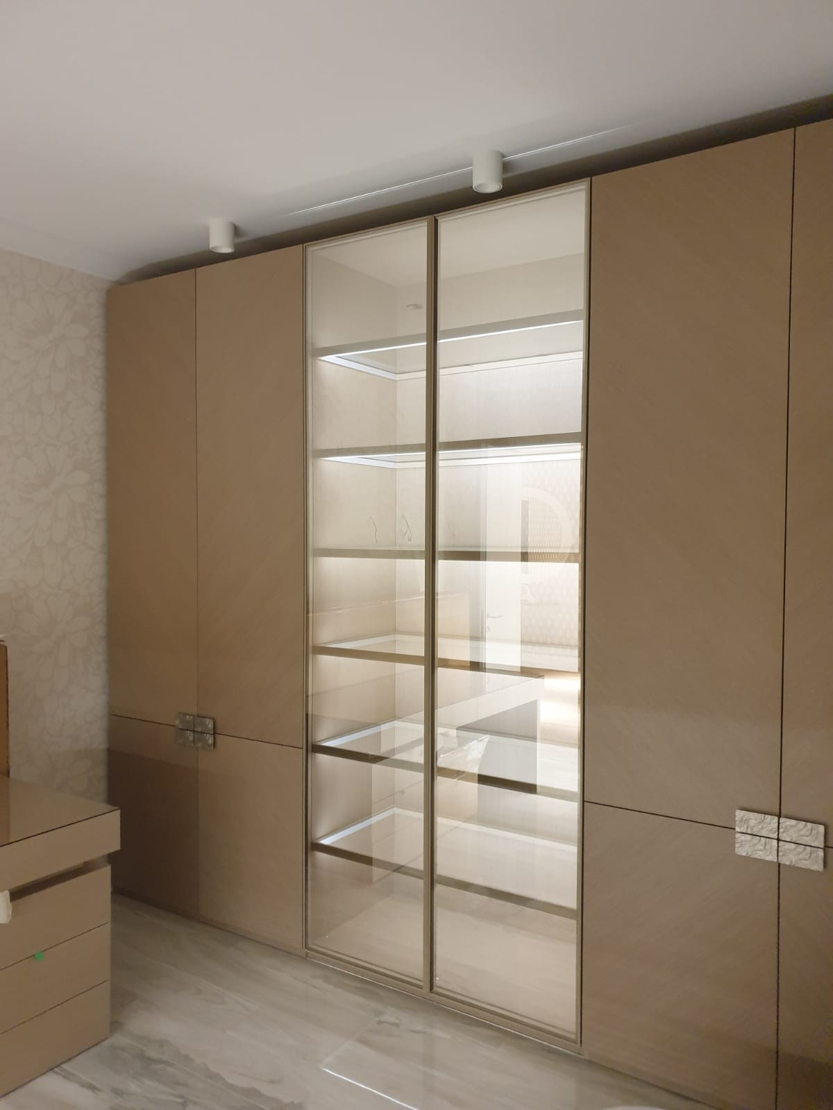 МЕБЕЛЬ. Студия дизайна интерьера в Москве Калараш Александр