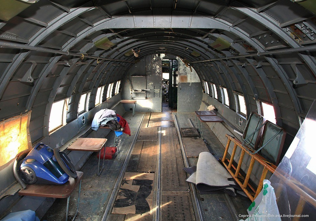 Ил-14Т «Голубая Мечта». Авиационная техника для кино, рекламы и фотосессий