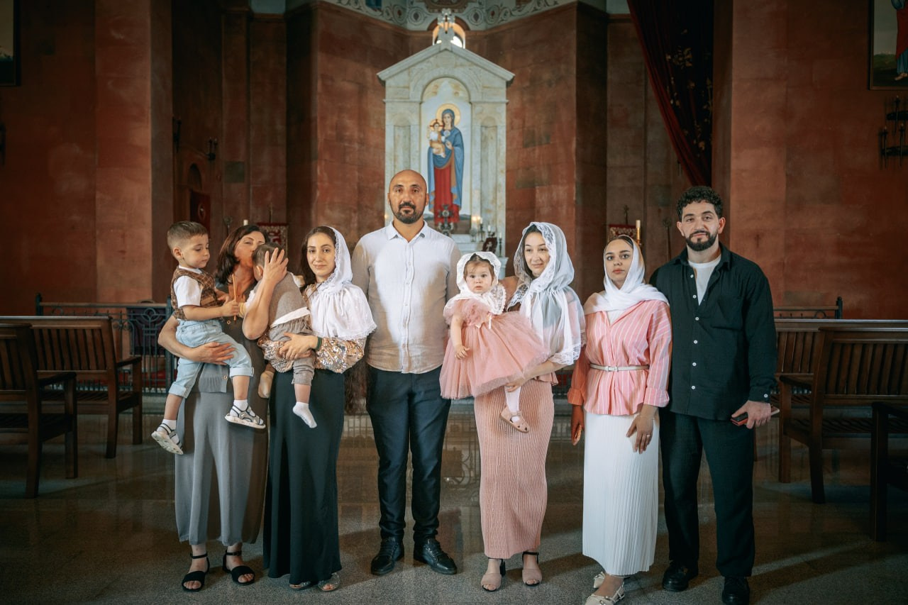 Фотограф на крещение в Тюмени Александр Шалагин