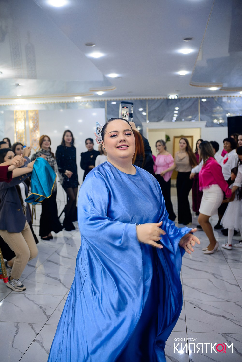 БОЛЬШОЙ ДЕВИЧНИК 5. КИПЯТКОМ КОКШЕТАУ