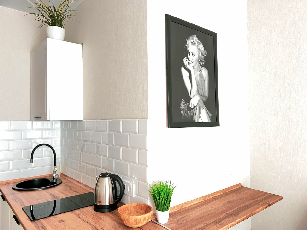 Уютная, стильная квартира-студия с балконом в новом современном жилом комплексе!. Квартиры посуточно, длительно в Сочи, LARA APART GROUP