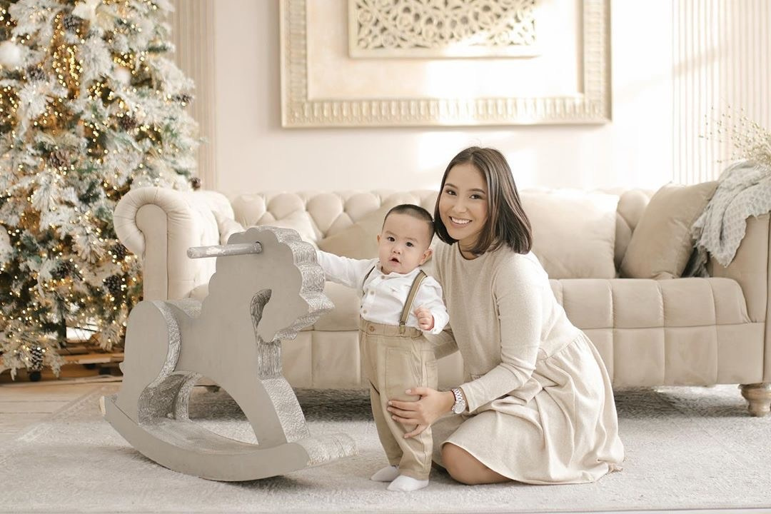 Евгения Ли. Фотостудия Алматы — 2 Stula.Studio | Аренда залов