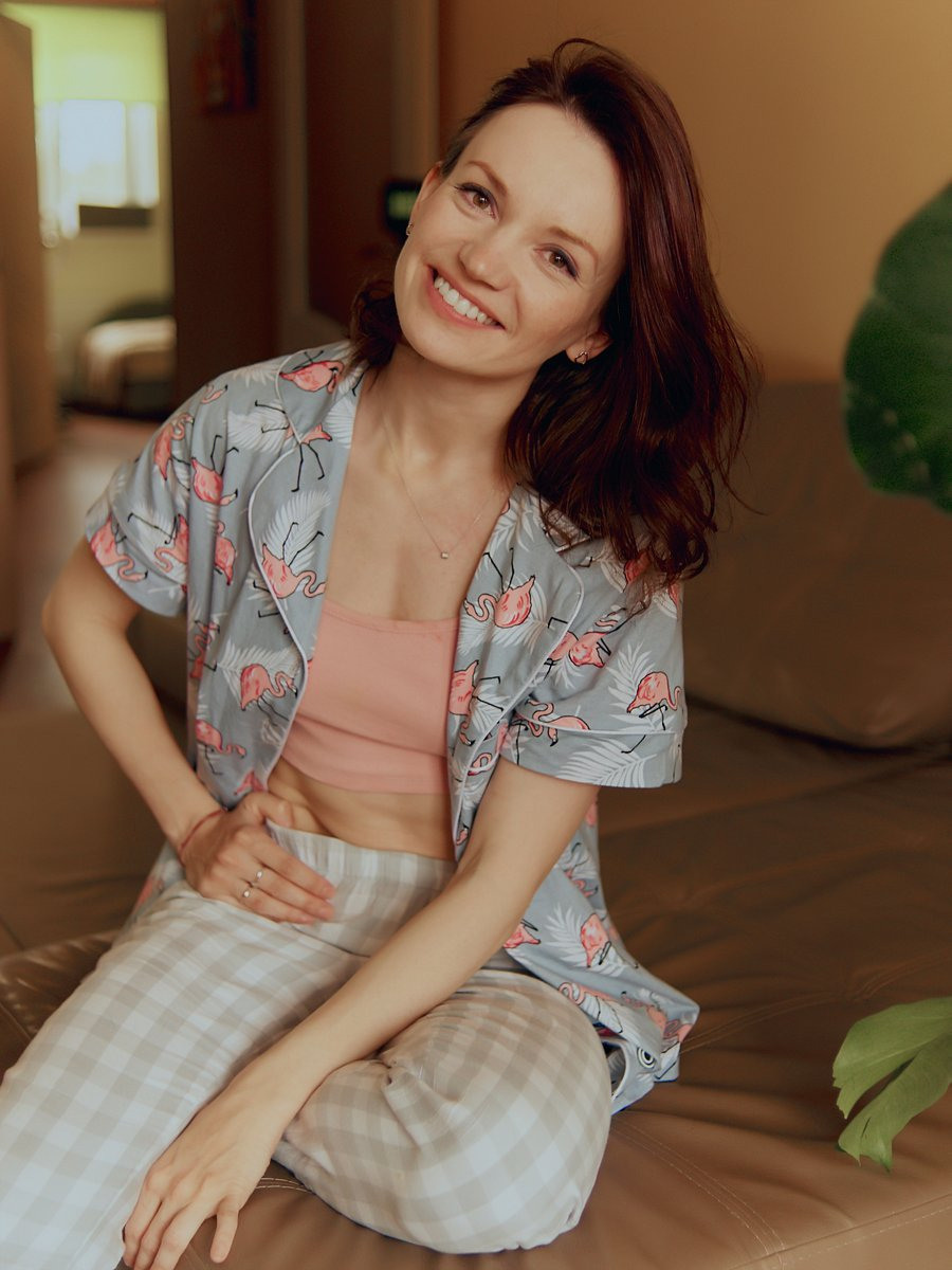 Пасмурный вечер с мамой. Фотограф для людей и брендов в Санкт-Петербурге