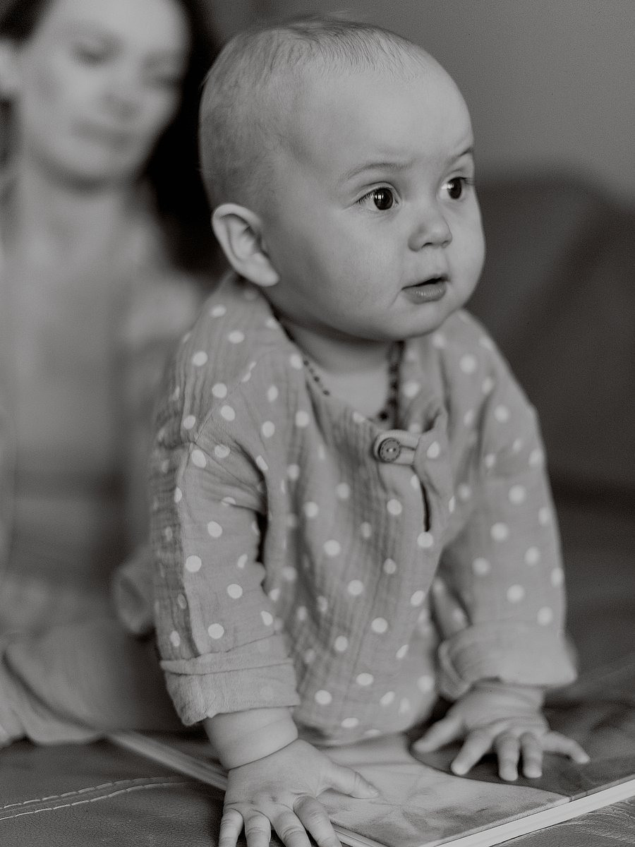 Пасмурный вечер с мамой. Фотограф для людей и брендов в Санкт-Петербурге