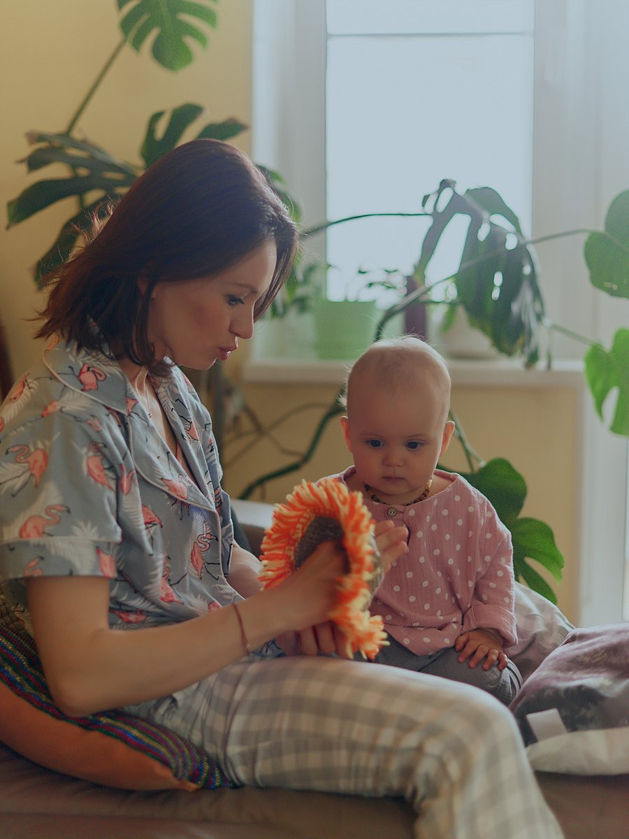 Пасмурный вечер с мамой. Фотограф для людей и брендов в Санкт-Петербурге