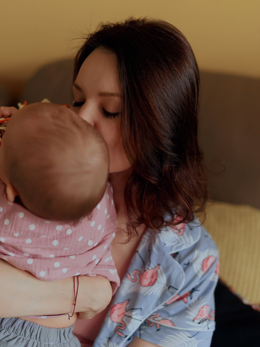 Пасмурный вечер с мамой. Фотограф для людей и брендов в Санкт-Петербурге