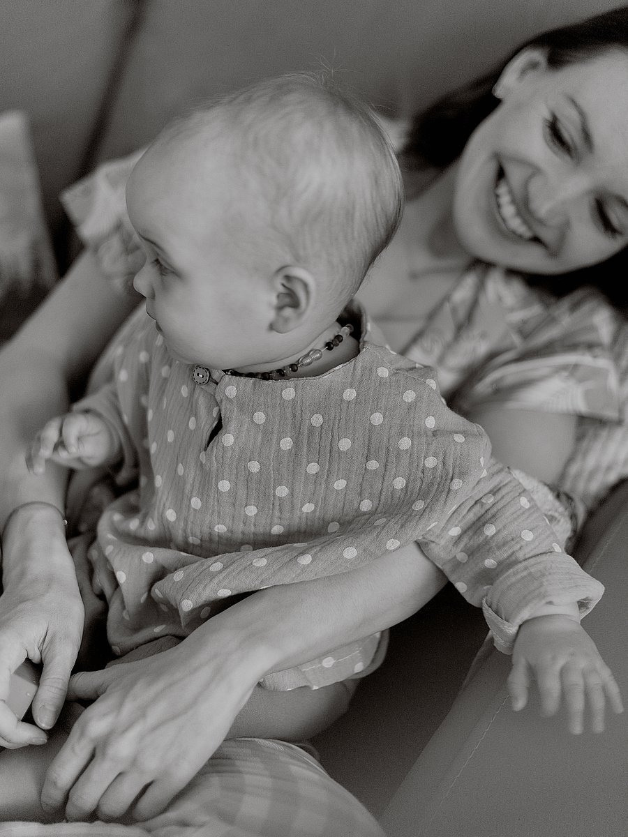 Пасмурный вечер с мамой. Фотограф для людей и брендов в Санкт-Петербурге