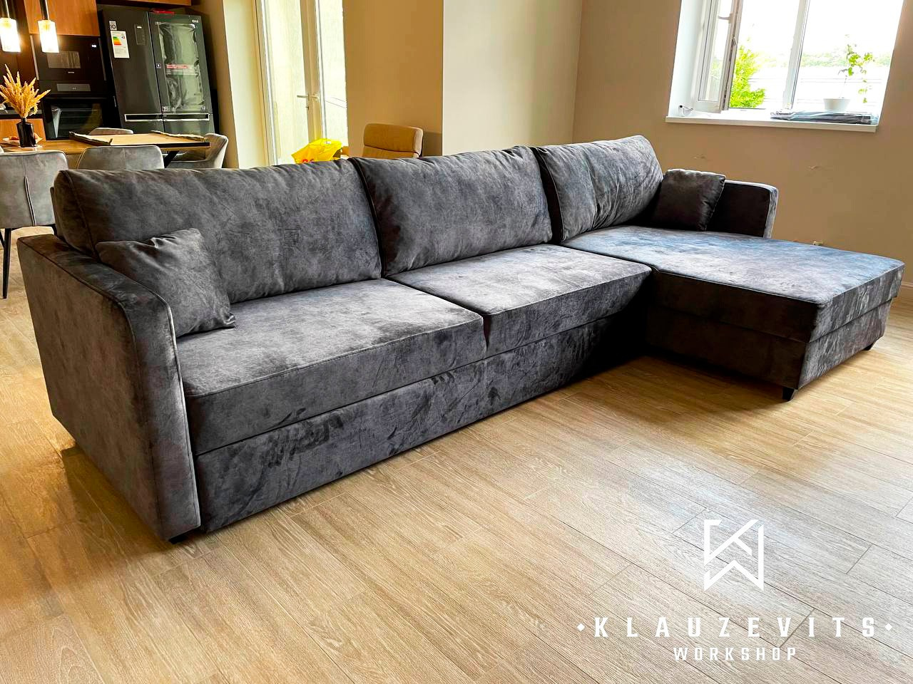 Мягкая мебель. Klauzevits Workshop