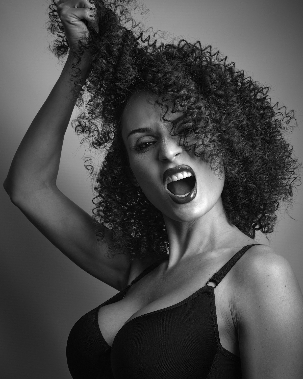 Серафима. Профессиональный фотограф Игорь Парфенов, Новосибирск, Москва, реклама, каталоги, контент, портрет, видео, будуар