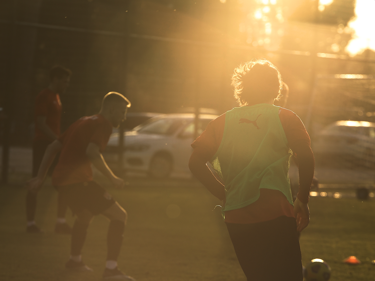 Спортивный фотограф Сергей Иванов — футбол на закате