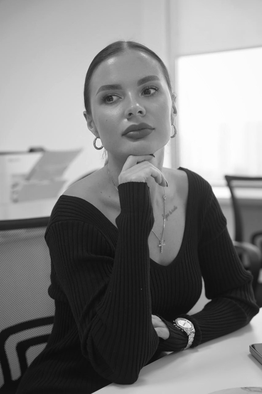 Portrait. Женский и семейный фотограф в стиле VOGUE в Москве