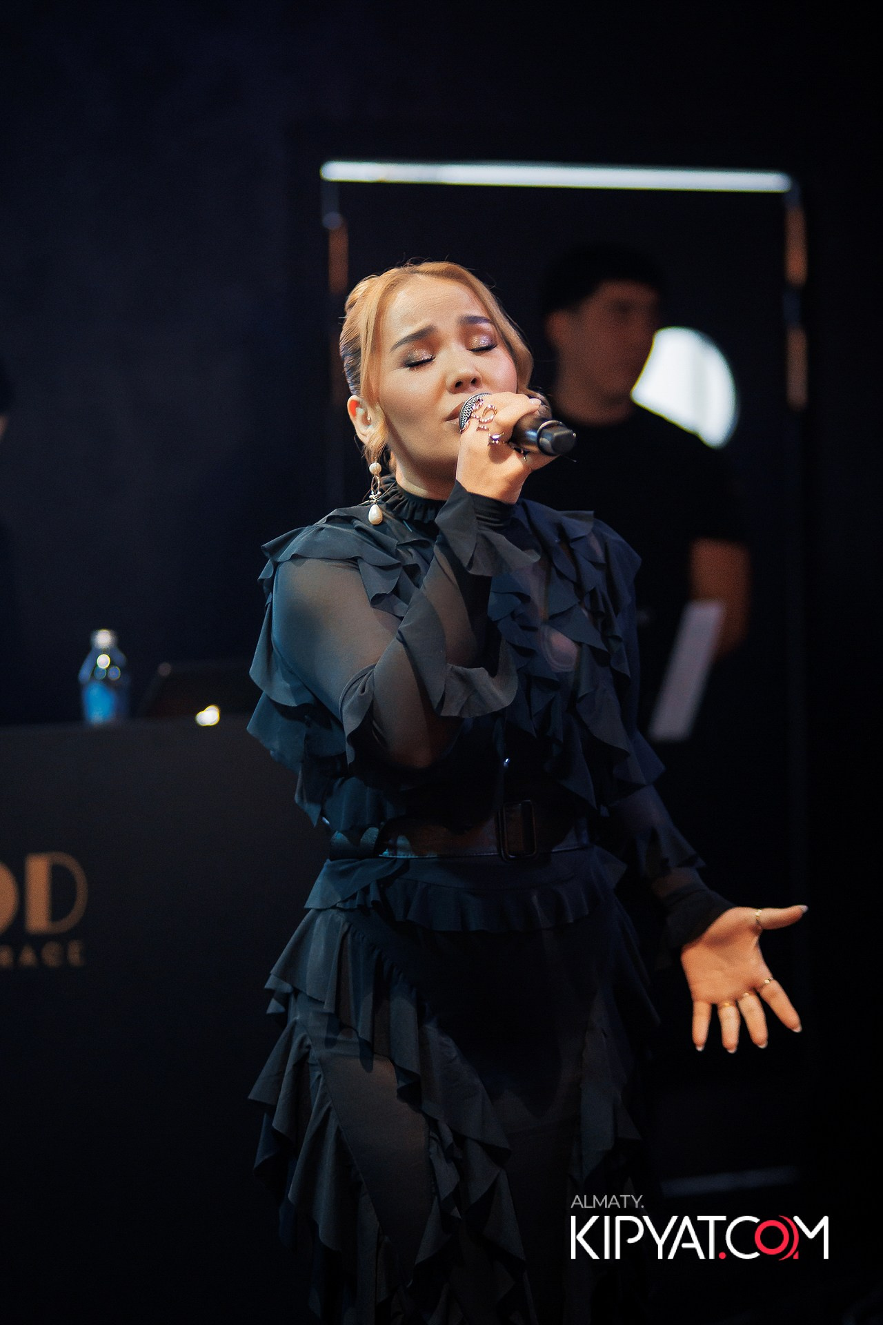 MOOD KARAOKE & TERRACE. КИПЯТКОМ АЛМАТЫ!