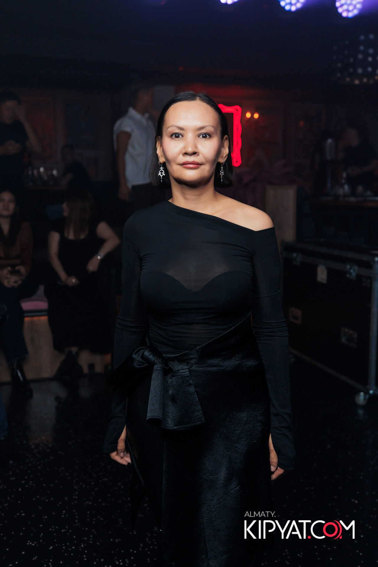 КОНЦЕРТ ГРУППЫ HIFI SANTA BARBARA. КИПЯТКОМ АЛМАТЫ!