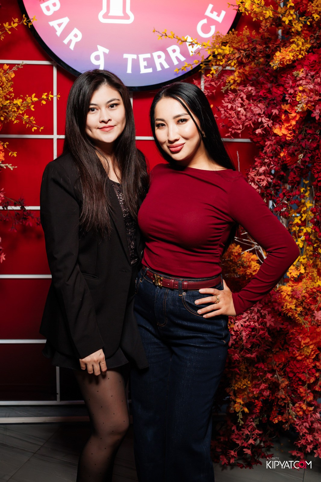 FRIENDS BAR & TERRACE. КИПЯТКОМ АЛМАТЫ!