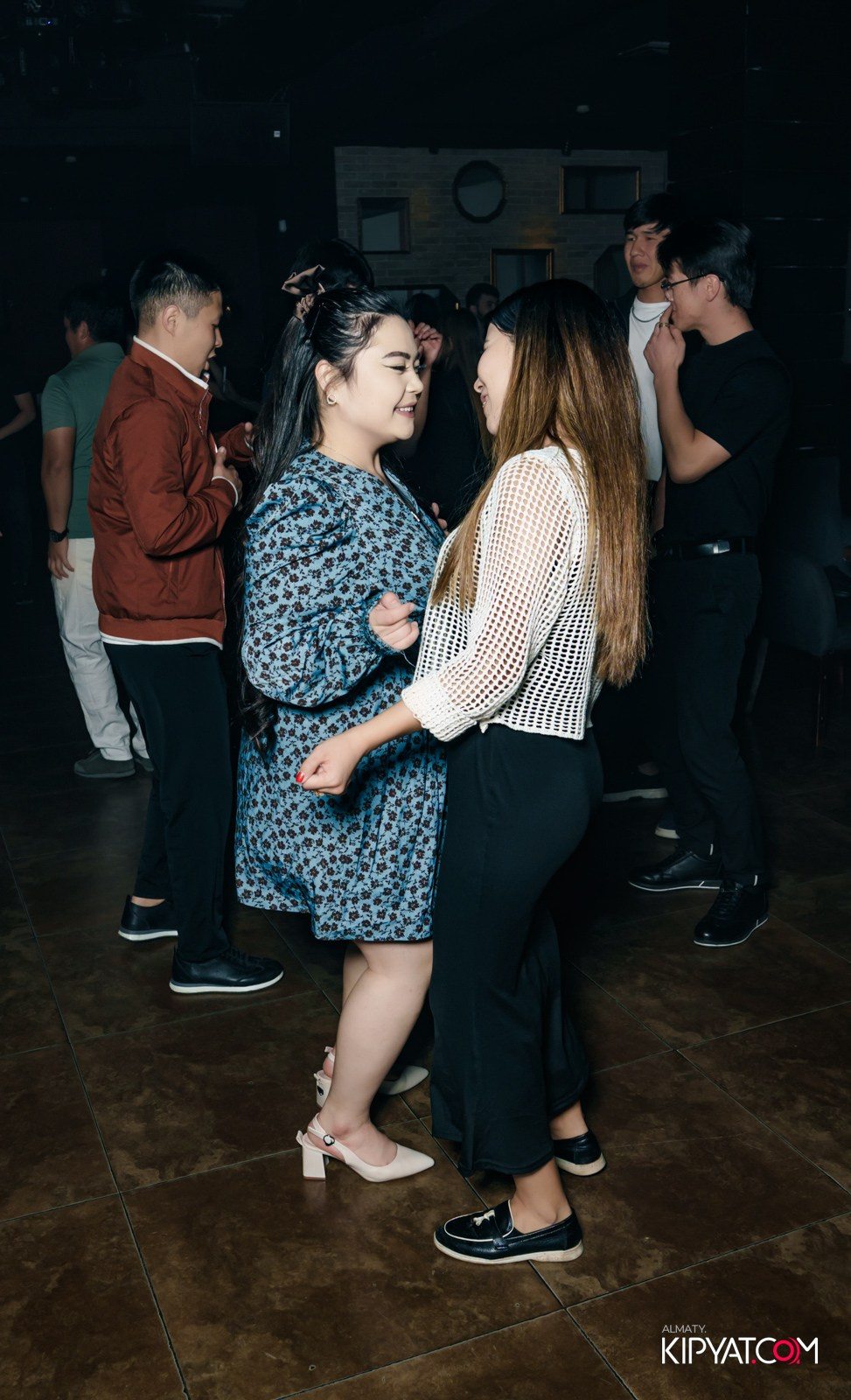 ARAGOSTA. КИПЯТКОМ АЛМАТЫ!