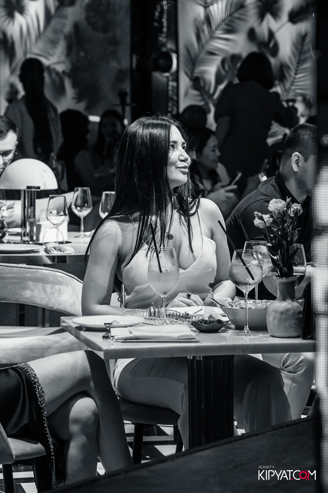 QUEEN. КИПЯТКОМ АЛМАТЫ!