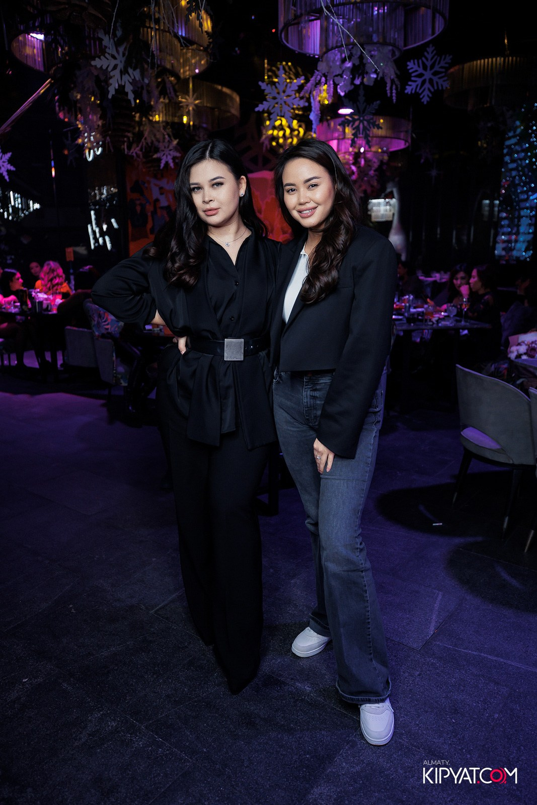 FRIENDS BAR & TERRACE. КИПЯТКОМ АЛМАТЫ!