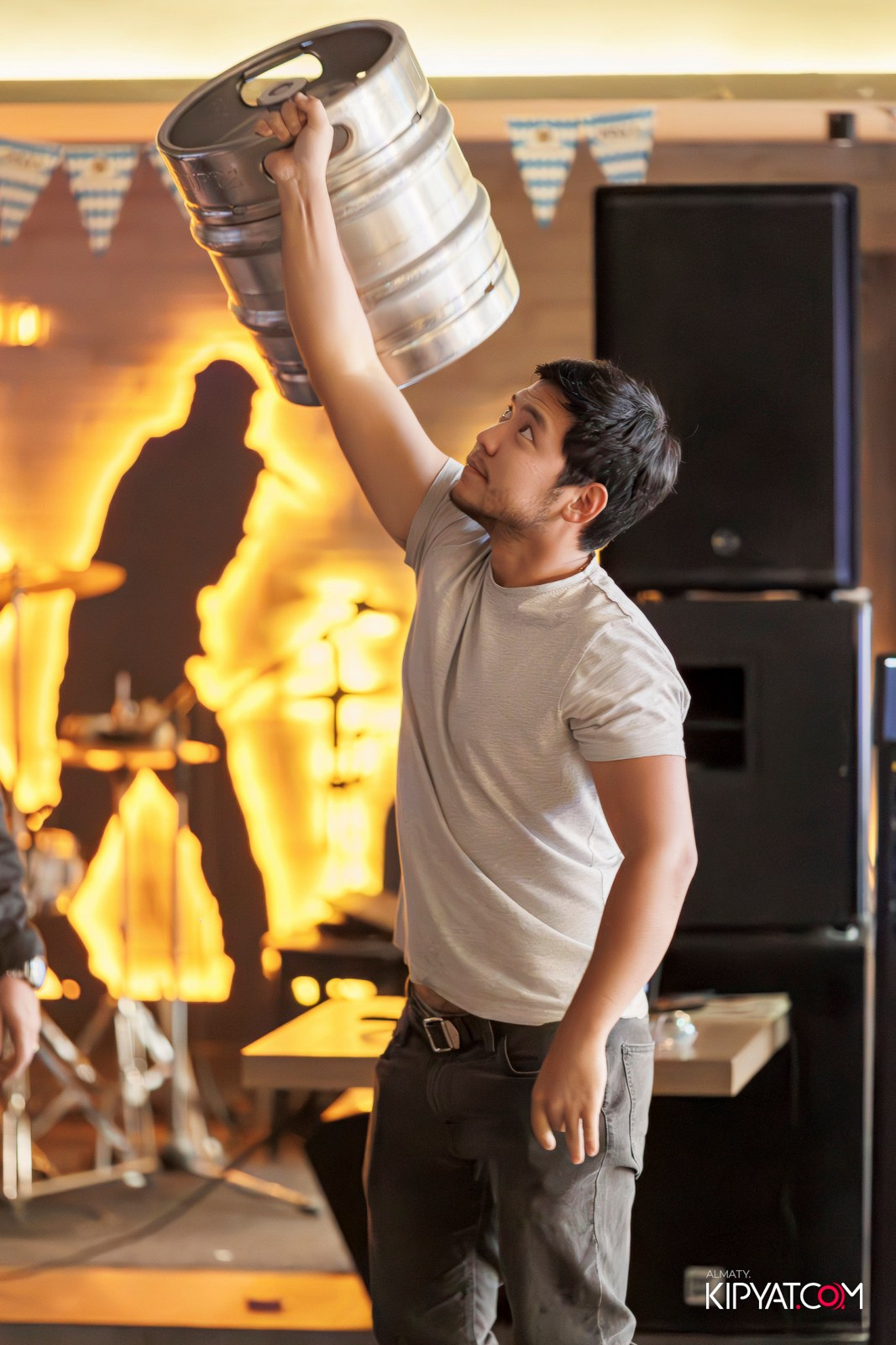 OKTOBERFEST — ПИНТА MEGA ALMA-ATA. КИПЯТКОМ АЛМАТЫ!