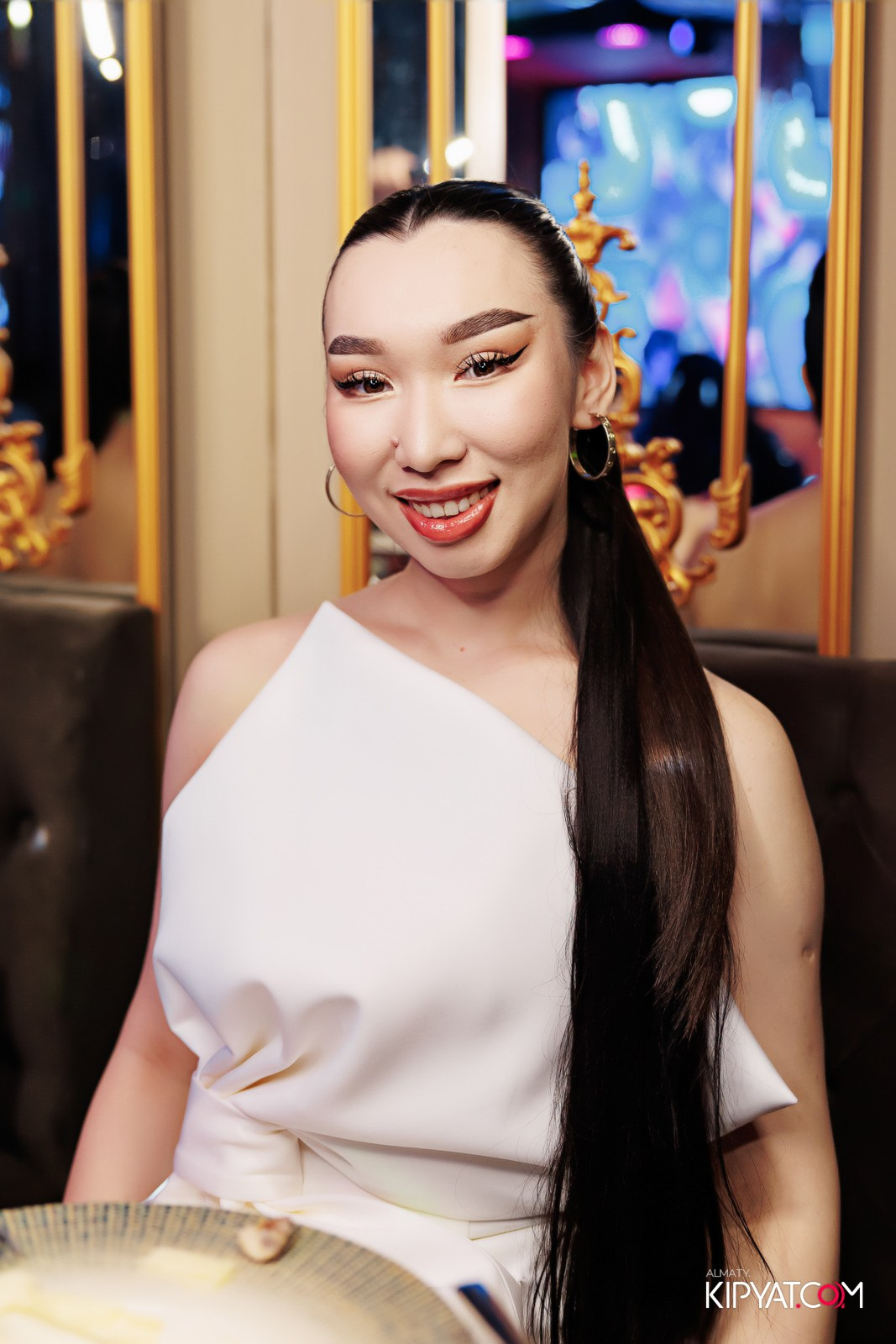 ЗАЯ, НА БИС. КИПЯТКОМ АЛМАТЫ!