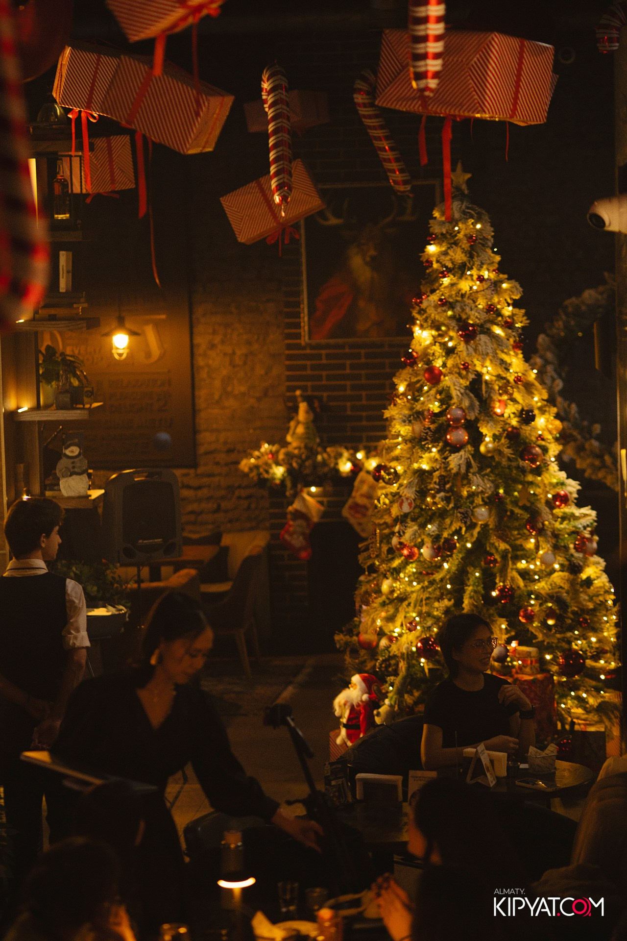 РЕСТО-БАР СКАНДАЛИСТЪ. КИПЯТКОМ АЛМАТЫ! Фотосъемка мероприятий в Алматы