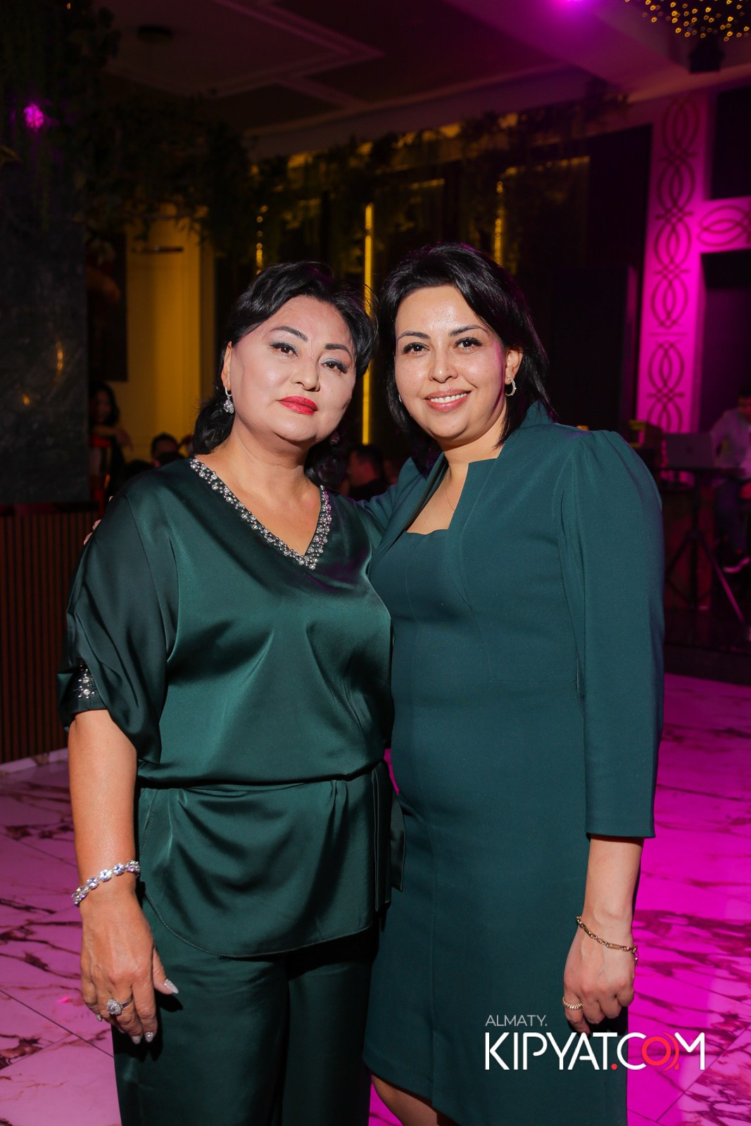 РЕСТОРАН РАХАТ. КИПЯТКОМ АЛМАТЫ!