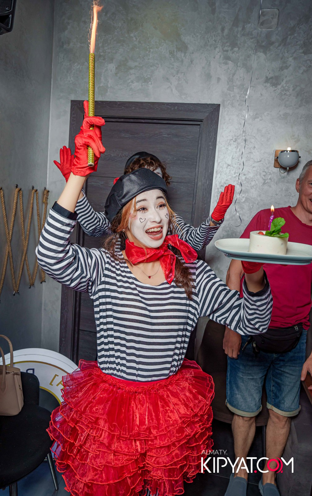 ДОРОГАЯ, Я НЕ ПИЛ. КИПЯТКОМ АЛМАТЫ! Фотосъемка мероприятий в Алматы