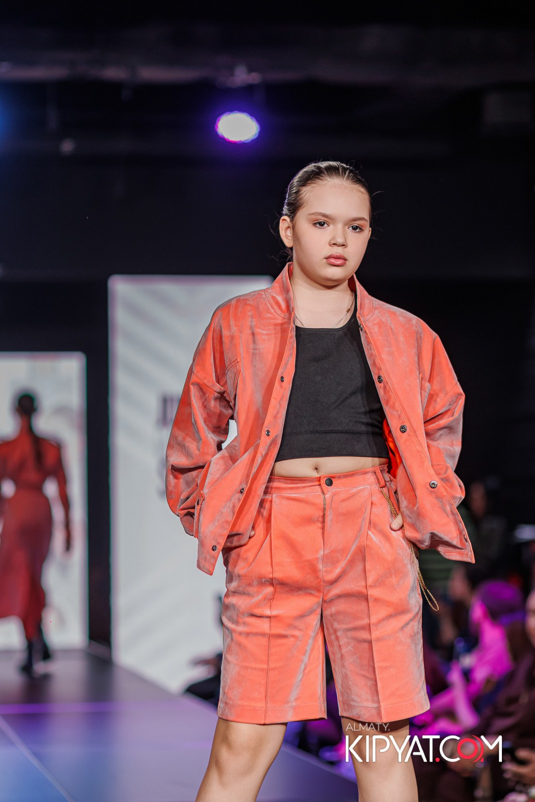 JUNIOR MODELS SHOW В РАМКАХ БЛАГОТВОРИТЕЛЬНОГО ПРОЕКТА МОДА ЗА СЧАСТЬЕ ДЕТЕЙ. КИПЯТКОМ АЛМАТЫ!