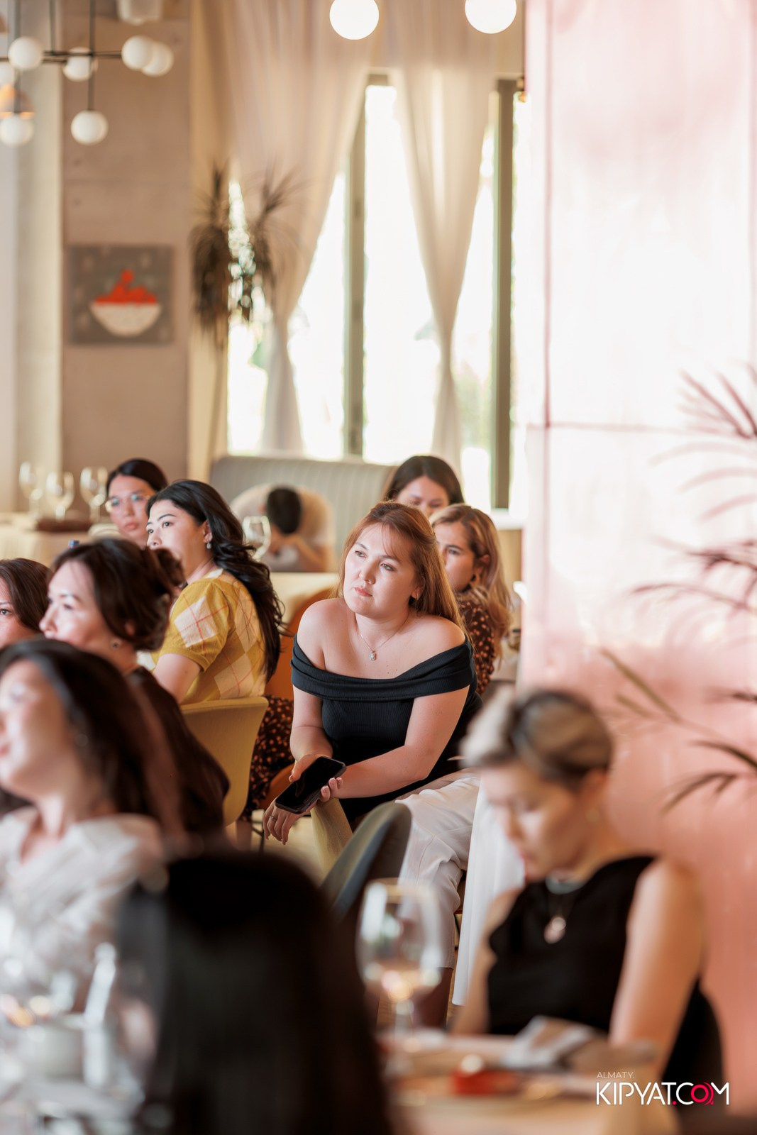 БРАНЧ «PRO ЖЕНСТВЕННОСТЬ». КИПЯТКОМ АЛМАТЫ!